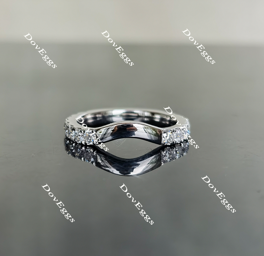 Doveggs round pave halo moissanite bridal set (2 rings)