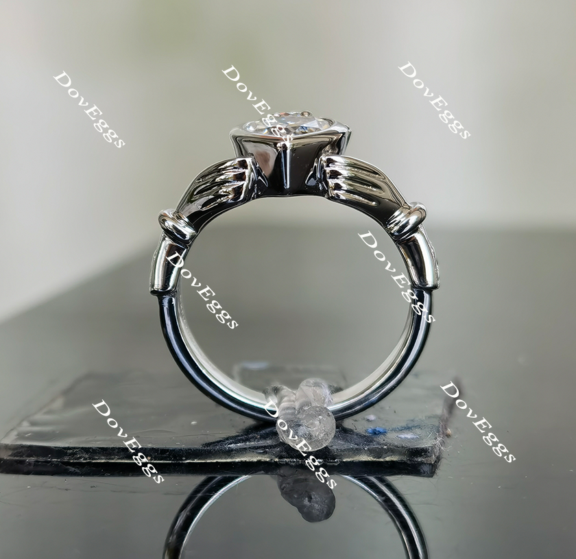 Doveggs heart bezel setting moissanite engagement ring