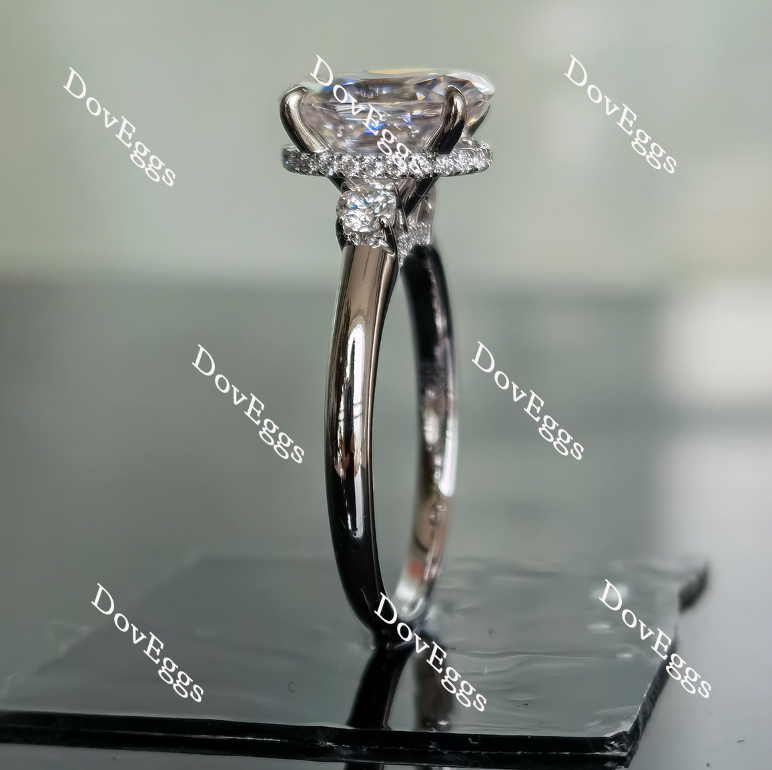 Doveggs three-stone moissanite engagement ring for women