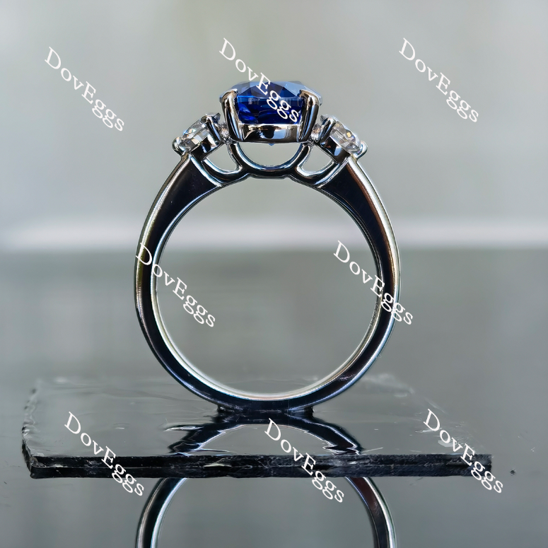 Doveggs oval three-stone blue sapphire colored gem ring