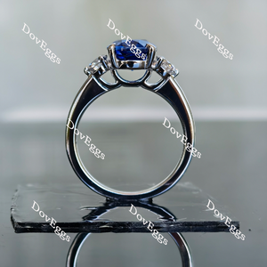 Doveggs oval three-stone blue sapphire colored gemr ring