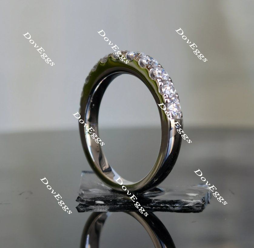 Doveggs round moissanite/lab grown diamond wedding band-2.7mm band width