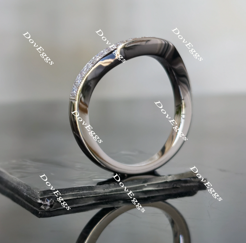 Doveggs round curved moissanite/lab grown diamond wedding band-2.2mm band width