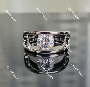 solitaire moissanite engagement ring