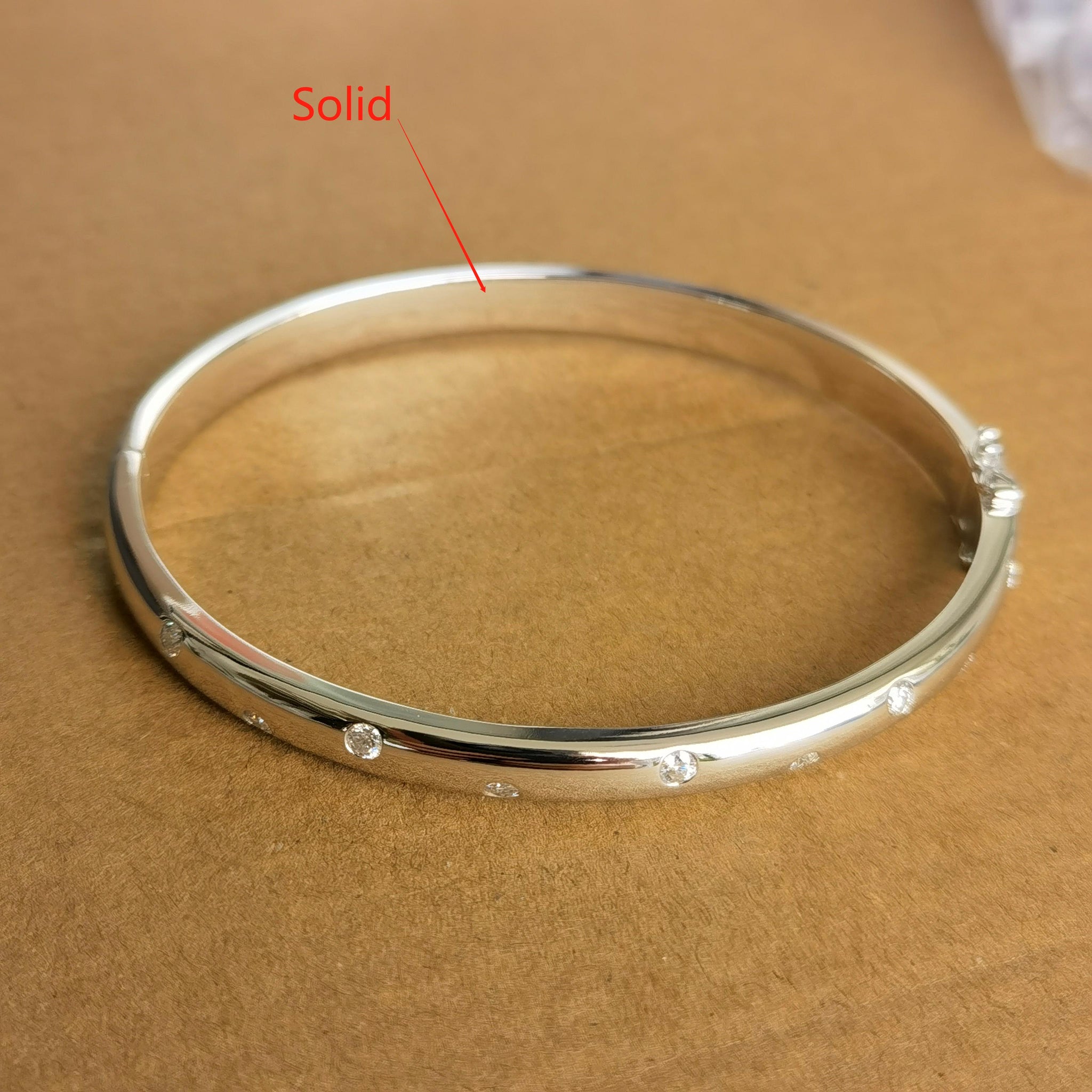 Doveggs round half eternity moissanite/lab grown diamond bangle for women