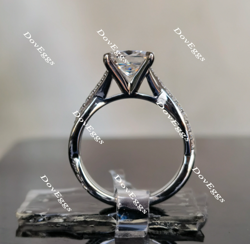 Alzare princess curved band moissanite engagement ring