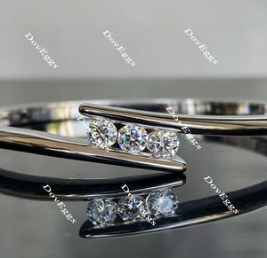 Doveggs three stone moissanite bangle