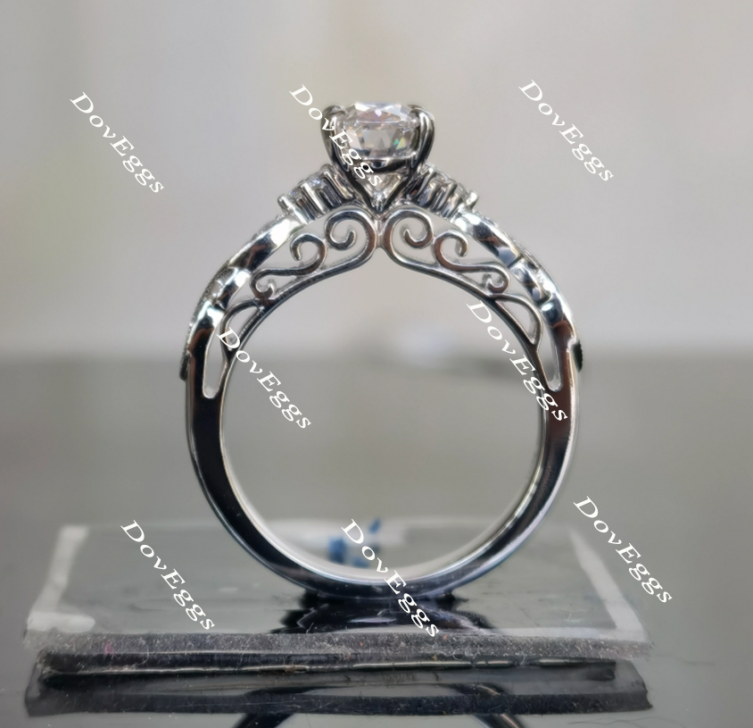 Doveggs oval moissanite bridal set