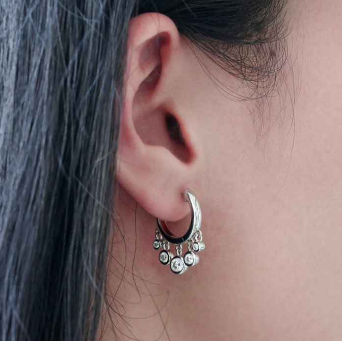 Doveggs sterling silver g-h color round moissanite hoop earrings