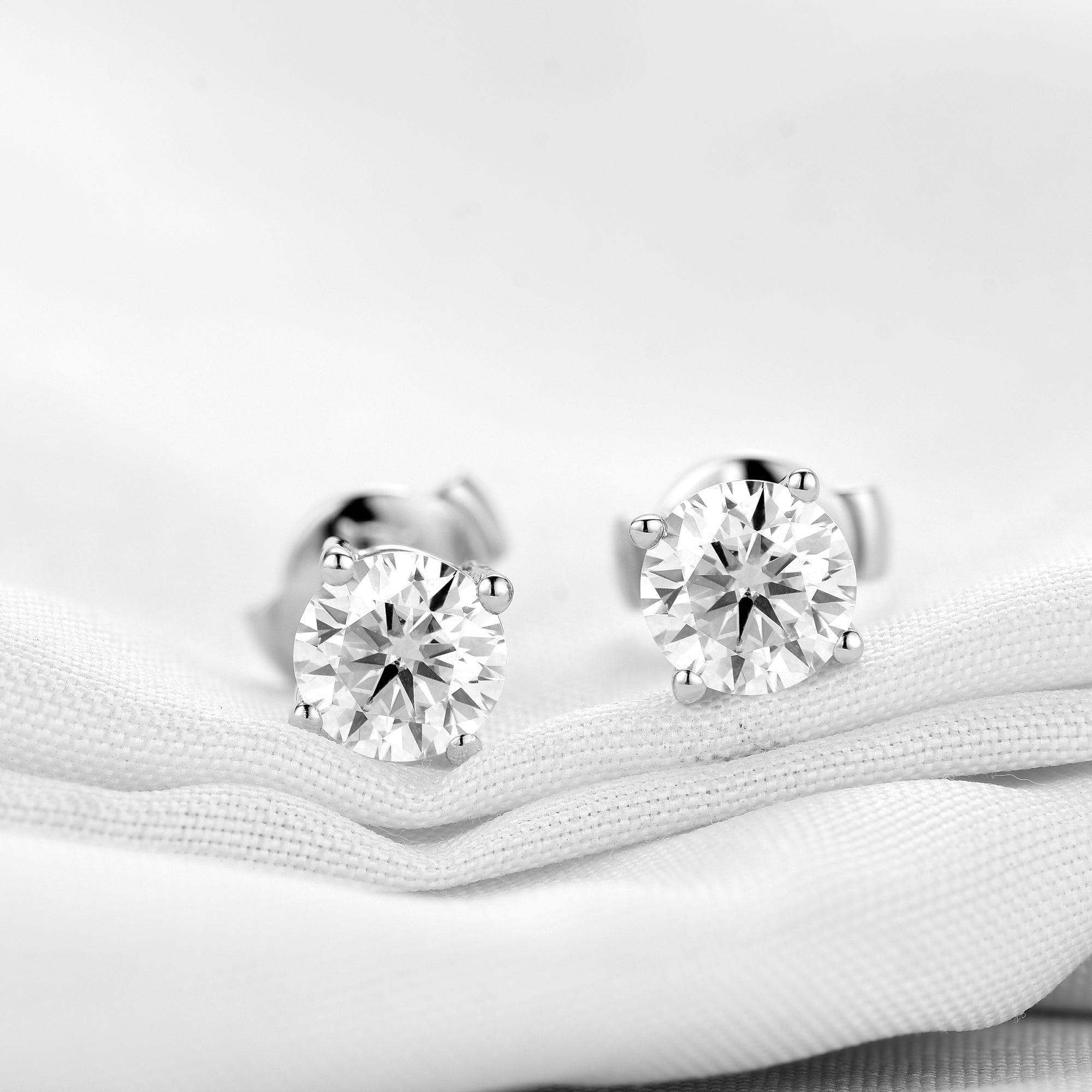 doveggs moissanite 2 carat round moissanite sterling silver stud earring