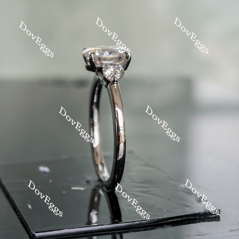 Oval three stones moissanite engagement ring side view| Doveggs