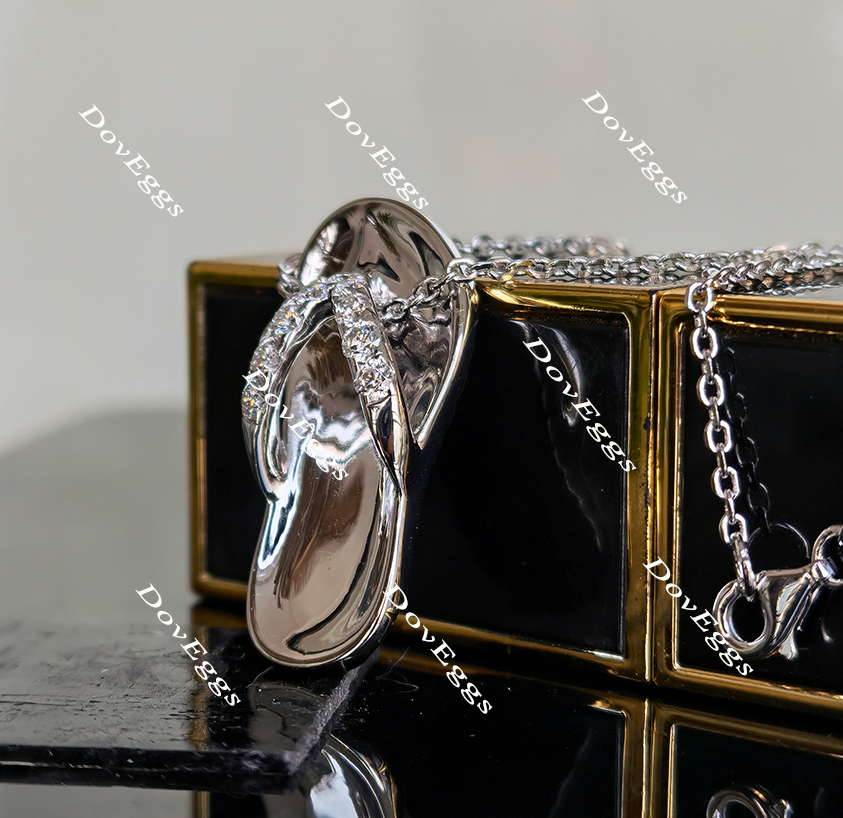 Doveggs shoes moissanite/lab grown diamond pendant necklace(Pendant only)