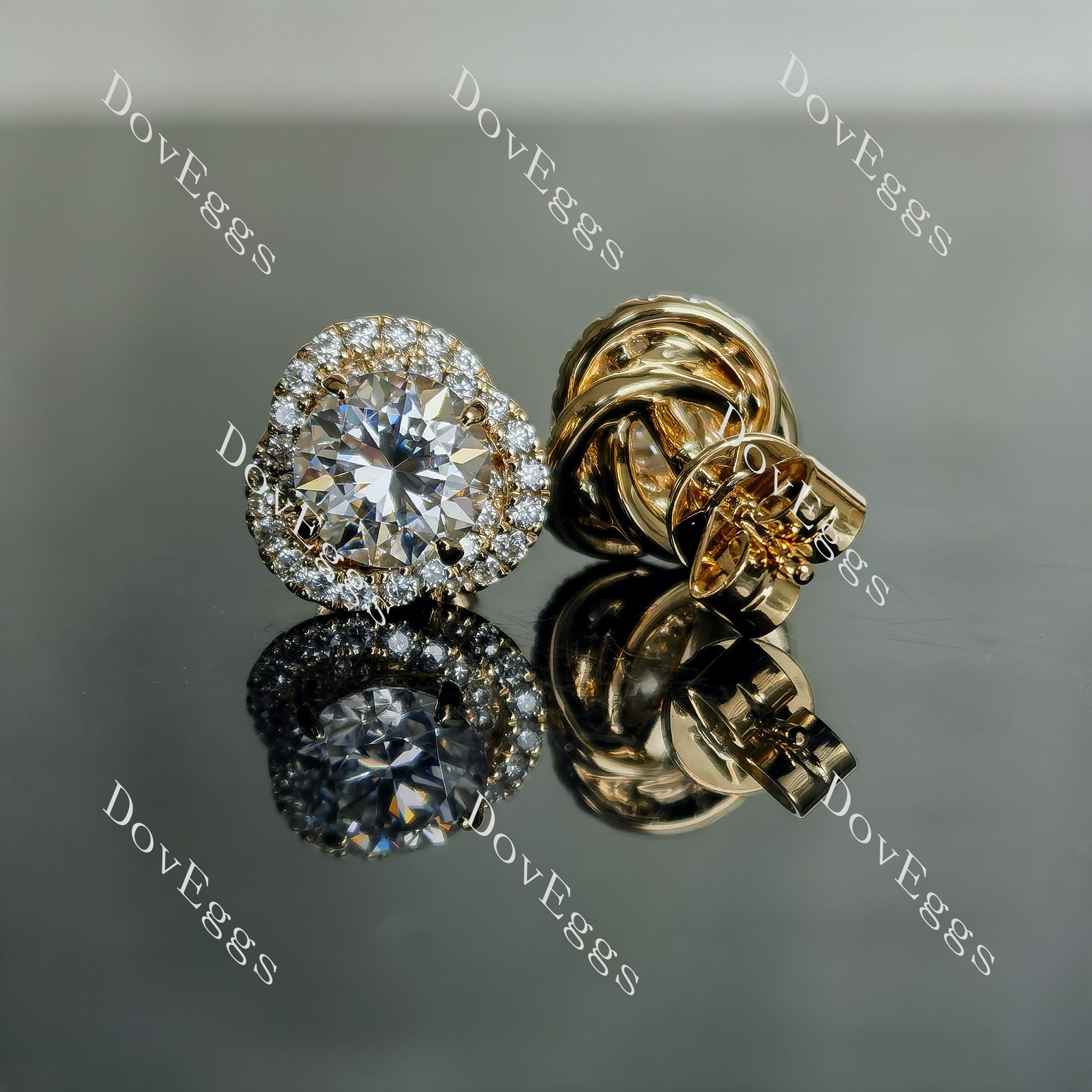 Doveggs flower shape halo round moissanite stud earrings for women