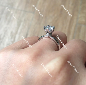 Doveggs round floral moissanite engagement ring