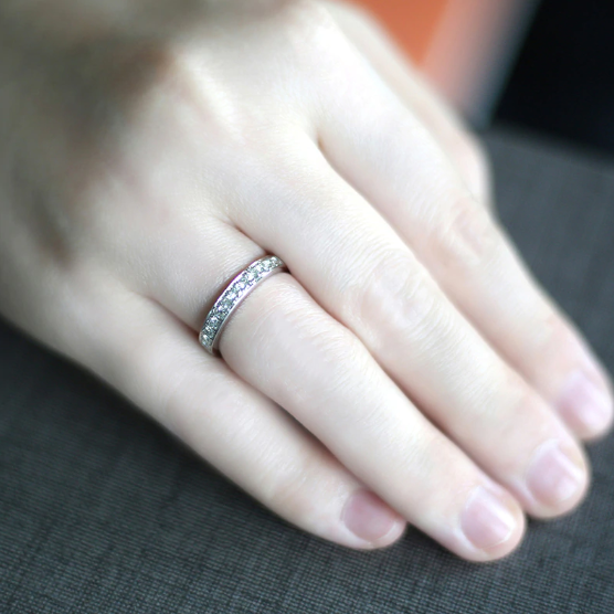 Doveggs half eternity channel set moissanite/lab grown diamond wedding band-2.5mm band width