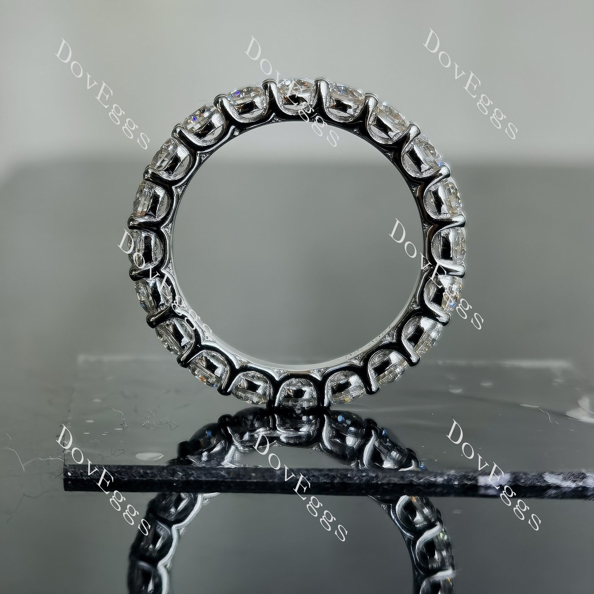 Doveggs round full eternity pave moissanite/lab grown diamond wedding band-2.7mm band width