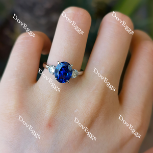 Doveggs oval three-stone blue sapphire colored gem ring