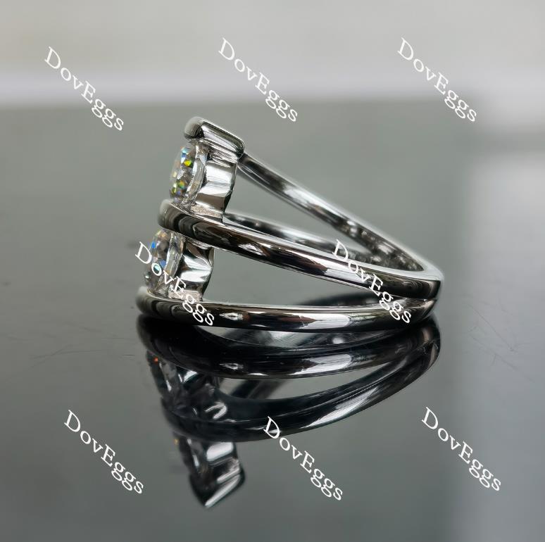 Doveggs 2 pieces of 0.5ct round center stone moissanite engagement ring