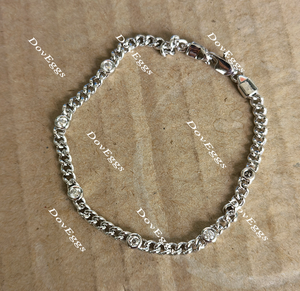 Doveggs round bezel setting moissanite bracelet