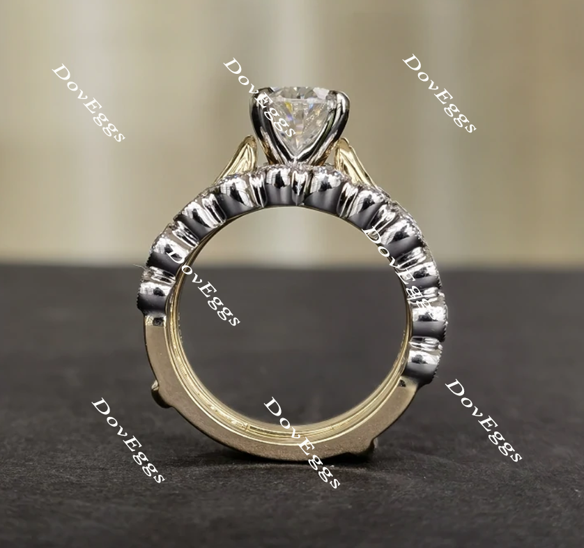 Doveggs oval moissanite bridal set (2 rings)