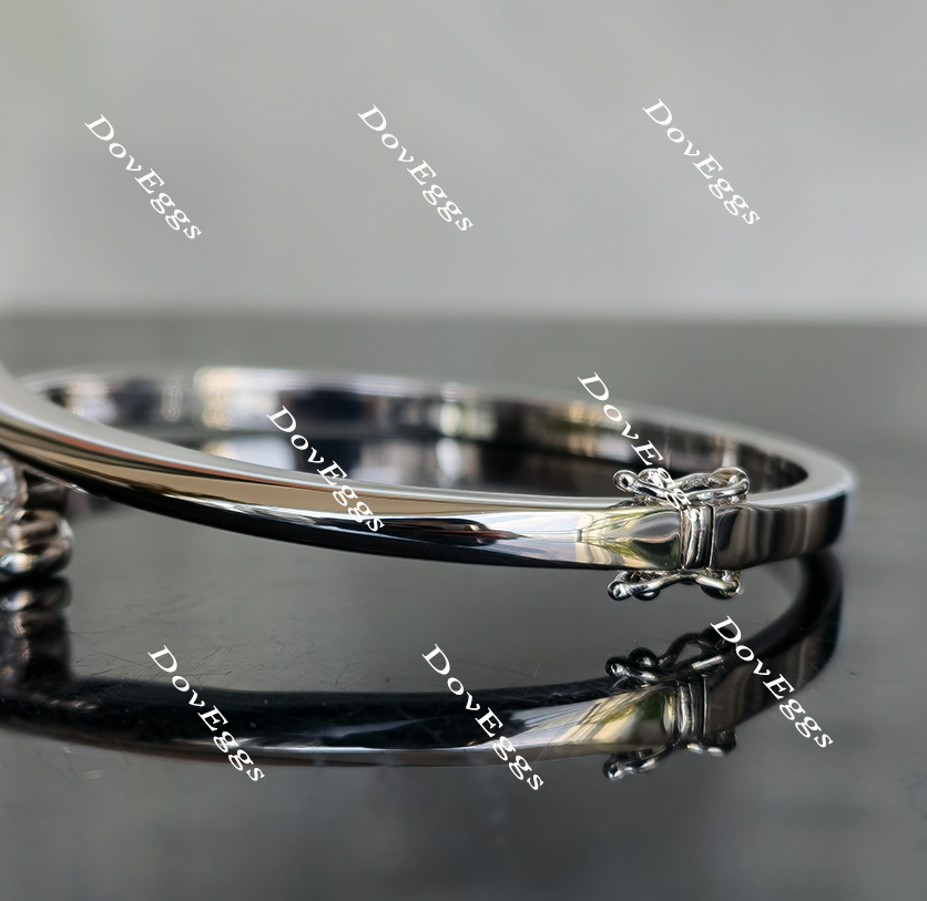Doveggs three stone moissanite/lab grown diamond bangle