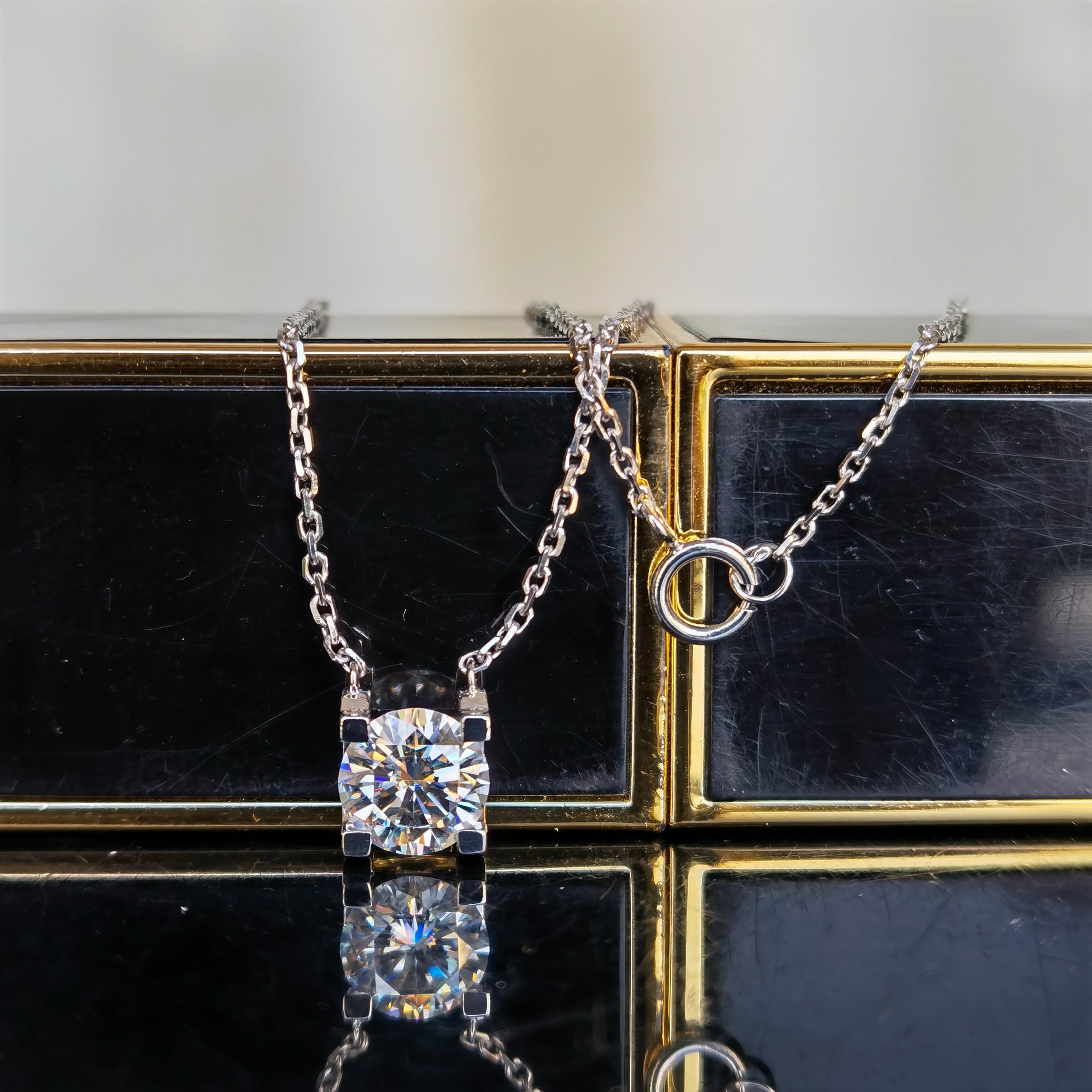 Doveggs premade 18k rose gold moissanite pendant necklace