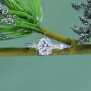 doveggs DEF/GHI color oval moissanite engagement ring in white/yellow gold DovEggs-Seattle 
