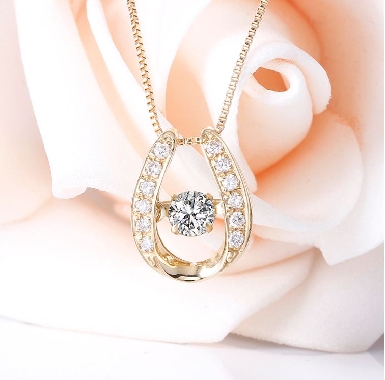 doveggs diamond pendant necklace 18k yellow gold center 0.2 carat diamond pendant necklace for women - DovEggs-Seattle
