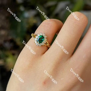 Doveggs oval floral zambia emerald colored gem ring