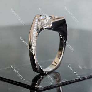 Doveggs round curved moissanite engagement ring