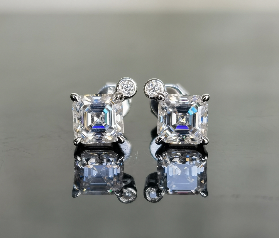 Doveggs asscher moissanite stud earring for women