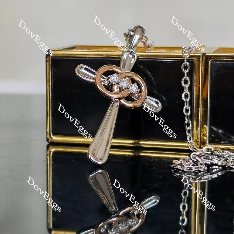 Doveggs the cross moissanite/lab grown diamond pendant necklace (pendant only)