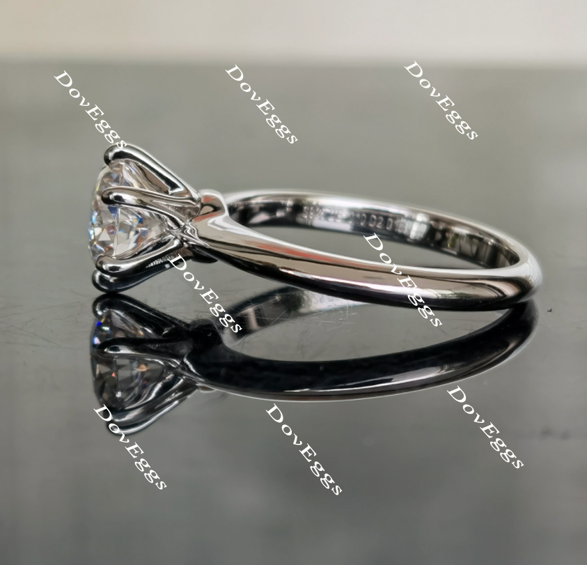 The classic 6 prongs solitaire style moissanite ring