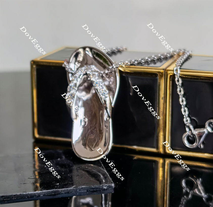 Doveggs shoes moissanite/lab grown diamond pendant necklace(Pendant only)